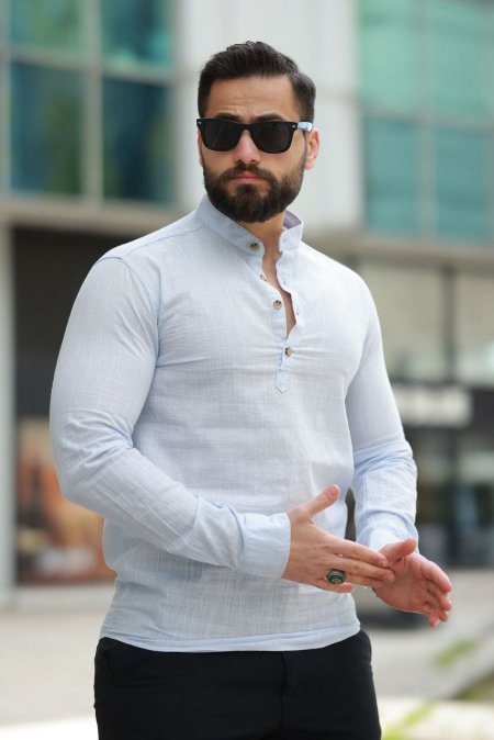 أزرق فاتح
