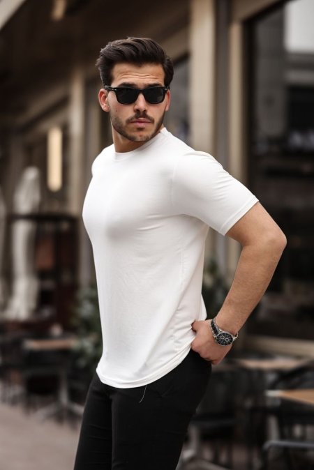 اوفوايت سادة